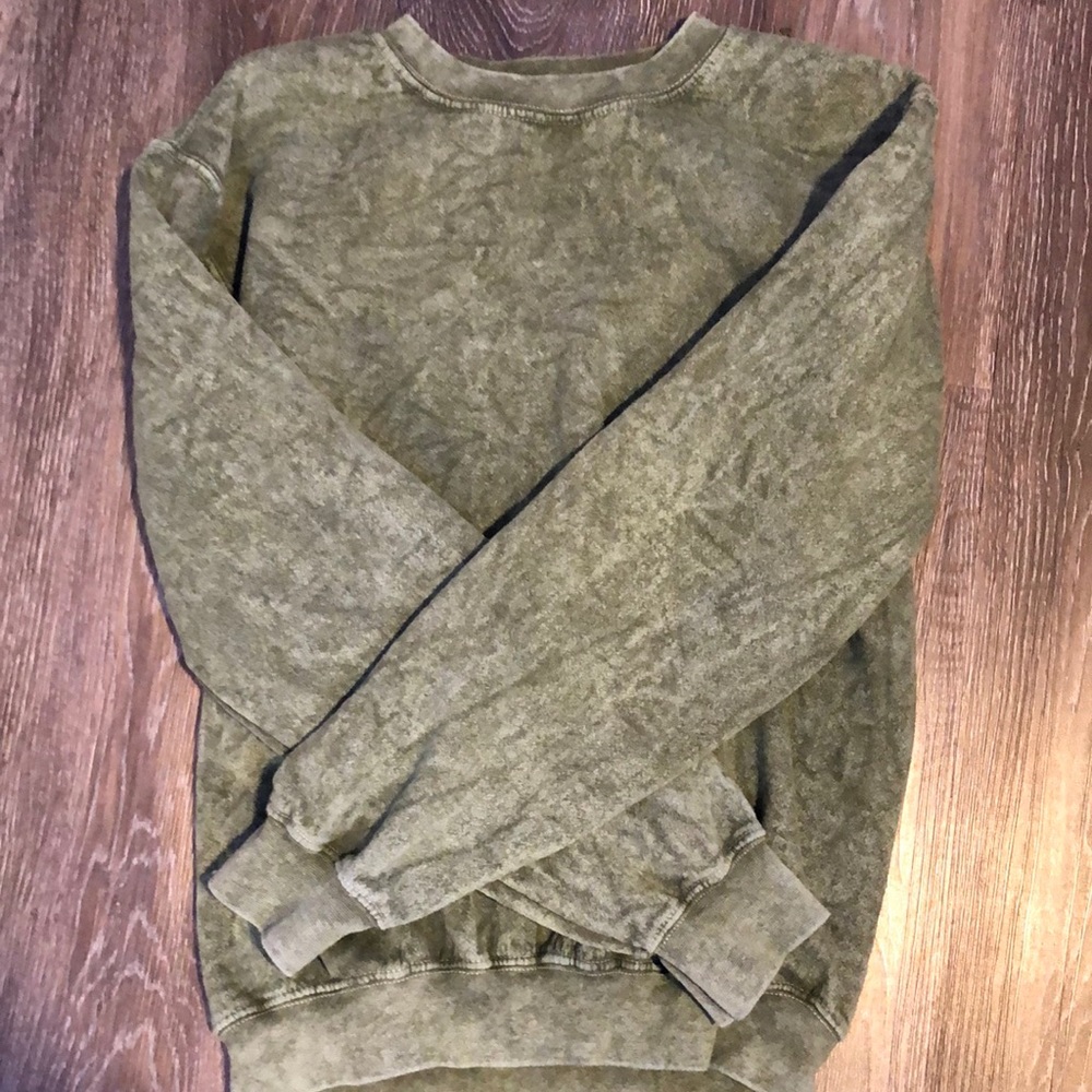 💚green sweatshirt💚